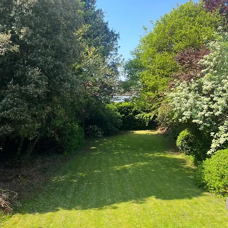 3-4 Bedroom Detached House In Stoke Bishop - 4 Bathrooms, Large Private Garden, Modern Kitchen, Stylish, Spacious, Quiet, Office - Close To Durdham Downs Semesterbostad